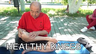 HEALTHY KNEES massage and acupuncture points Mu Yuchun [upl. by Boonie569]